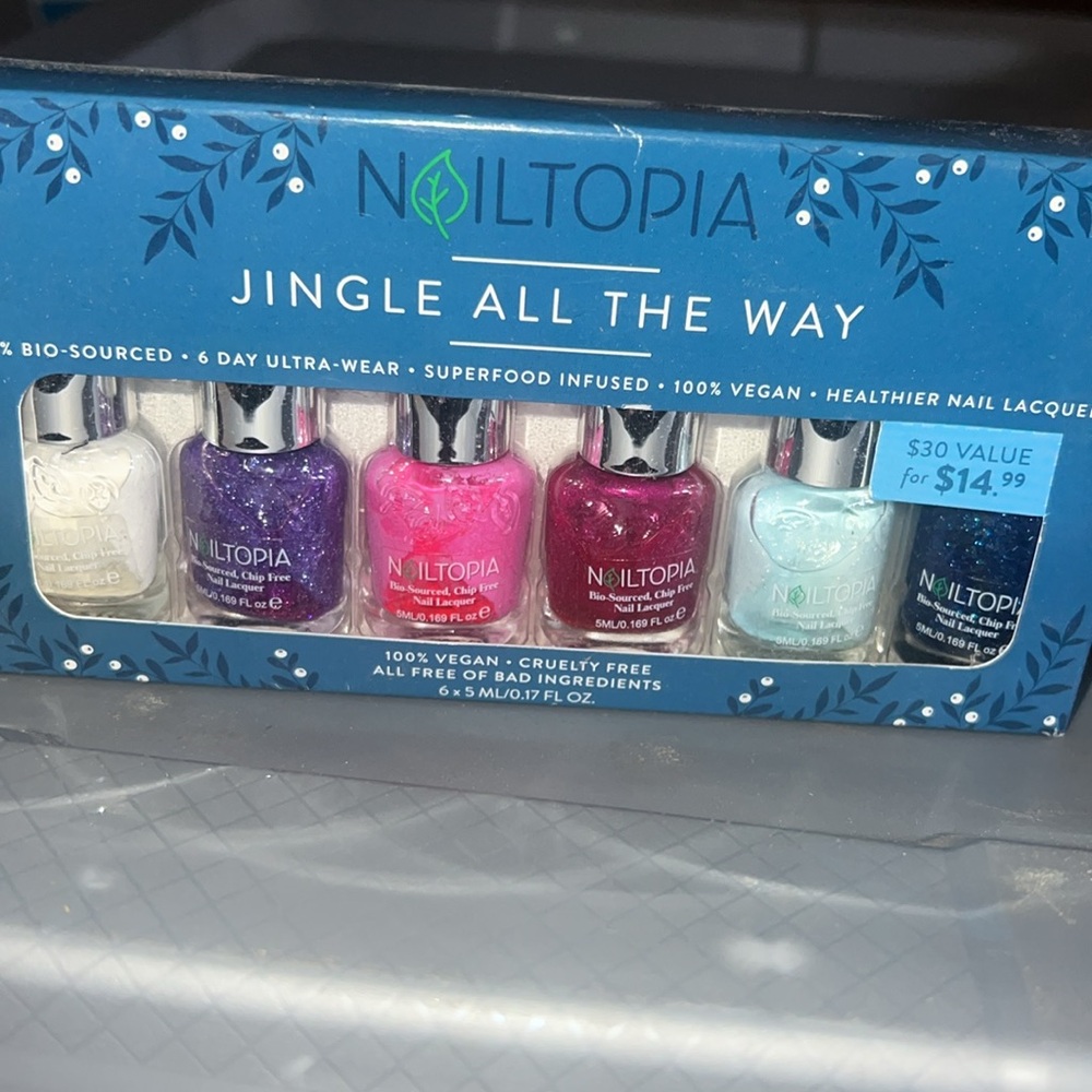 Nailtopia Jingle All The Way Nail Polish Set